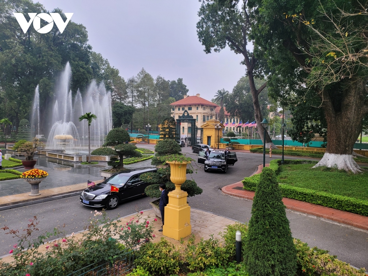 This marks the first tour of Vietnam made by the Malaysian PM since he took office in August, 2021.