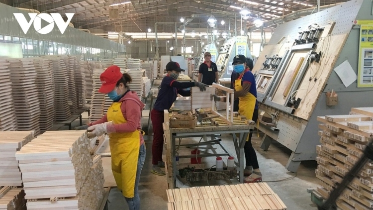 russia-ukraine conflict adversely impacts vietnamese wood industry picture 1