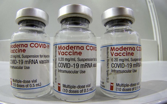 Moderna COVID-19 vaccine 