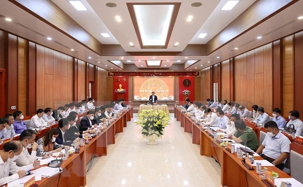 Prime Minister Pham Minh Chinh addresses the working session with the leadership of Khanh Hoa province. (Photo: VNA)
