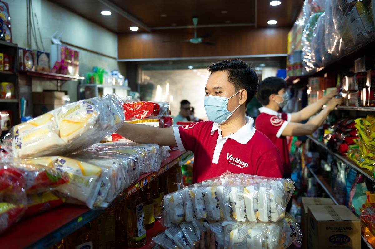 vi sao hang tram nghin chu tap hoa dat long tin vao vinshop hinh anh 2