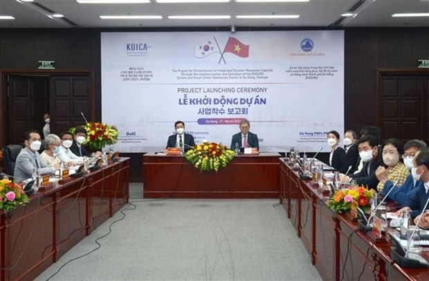 rok helps build green, smart urban resilience controlling centre in da nang picture 1