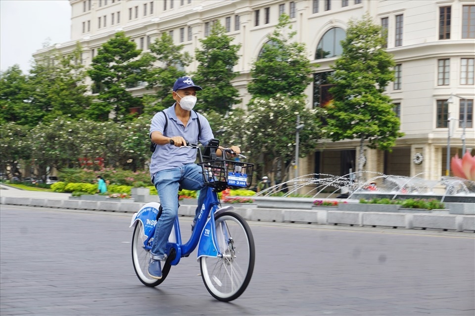 hanoi promotes public bicycle-sharing service picture 1