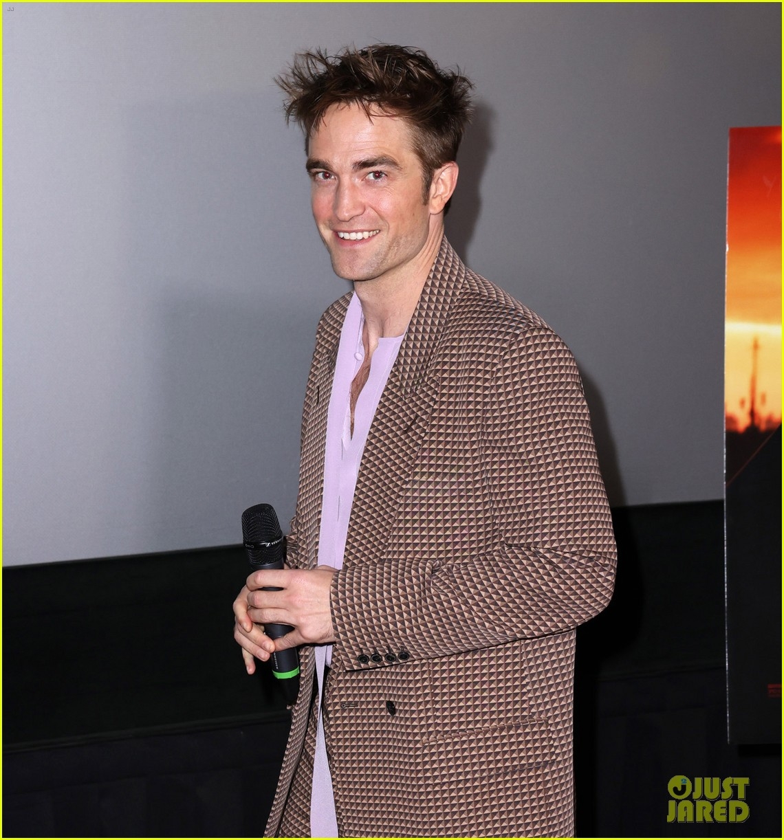 robert pattinson tai xuat nhot nhat, kem sac trong buoi ra mat phim the batman hinh anh 2