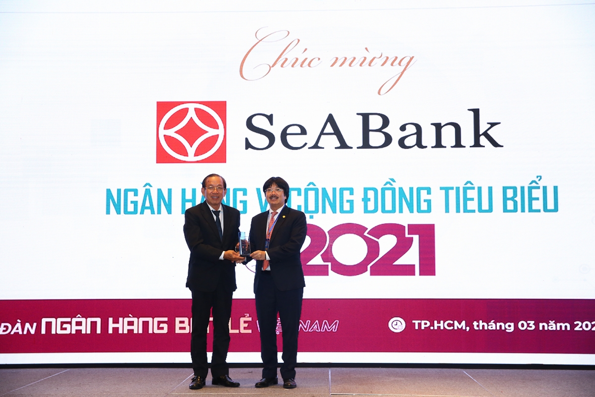 seabank được vinh danh 2 giải thưởng ngân hàng việt nam tiêu biểu 2021 hình ảnh 2 seabank duoc vinh danh 2 giai thuong ngan hang viet nam tieu bieu 2021 hinh anh 2