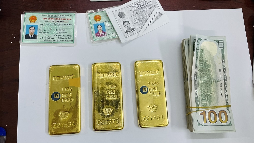 Tang vật thu giữ tại tiệm vàng Phước Nguyên
