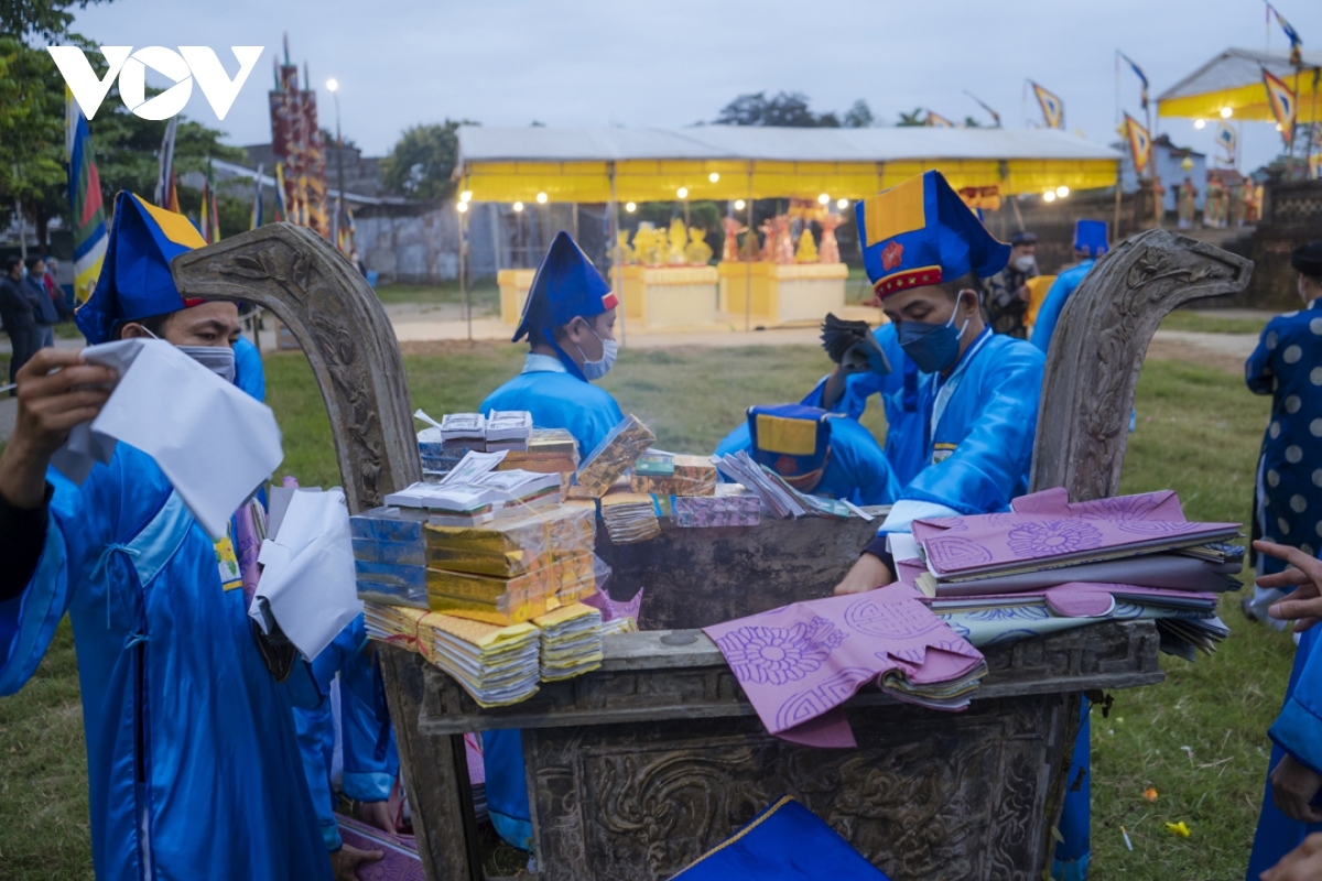 xa tac ritual re-enacted in thua thien hue picture 8