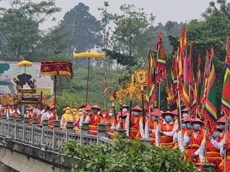 le gio Duc quoc to lac long quan va dang huong to mau Au co tai phu tho hinh anh 1