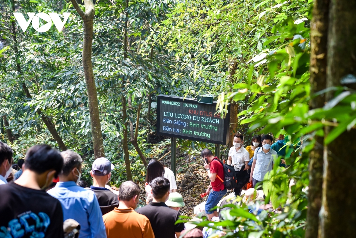 A representative of Hung Kings Temple Historic Site predicts that there will be over 20,000 visitors heading to the relic site today.