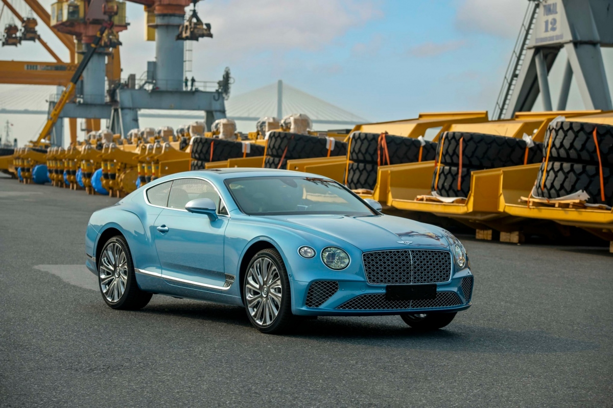 bentley continental gt v8 mulliner tri gia hon 20 ty dong cap ben viet nam hinh anh 1