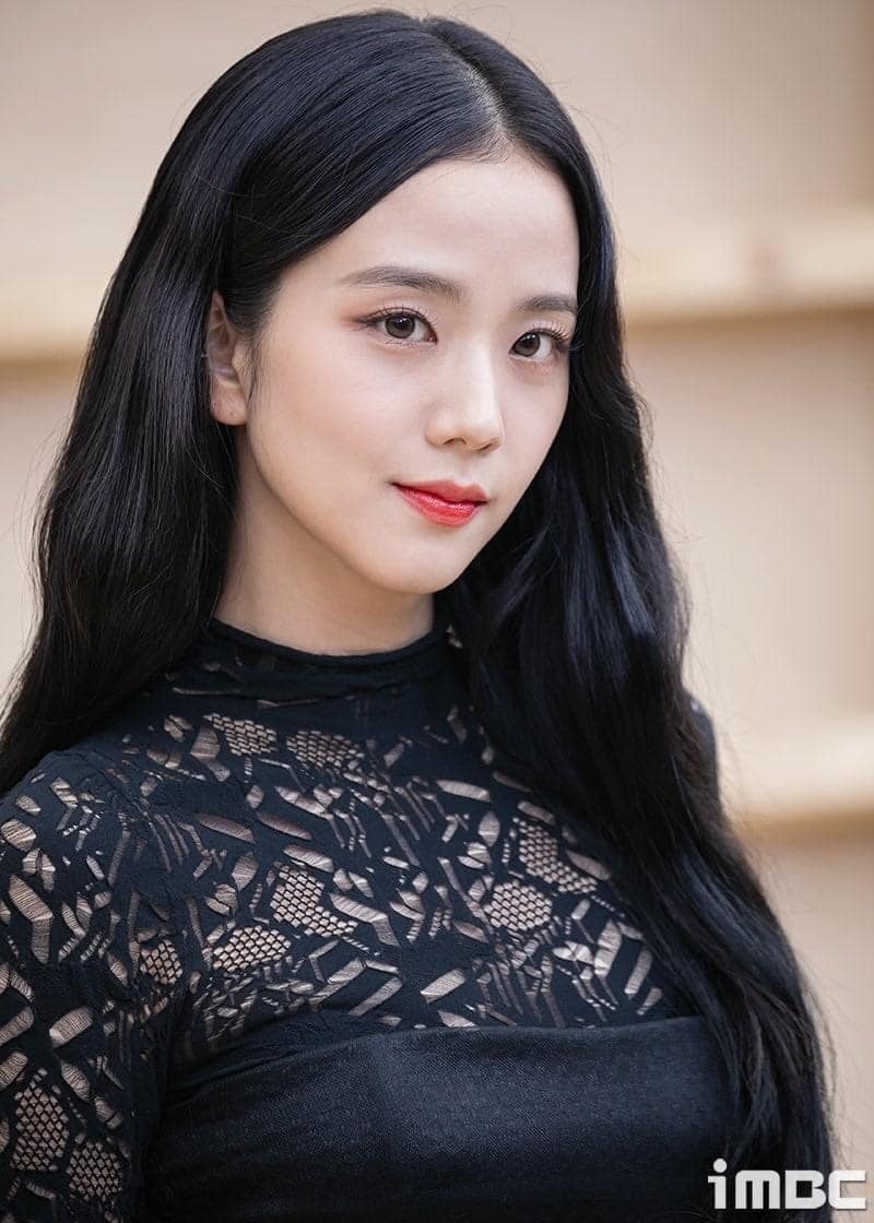 Jisoo from BLACKPINK channels Clueless at Dior Fall 2022