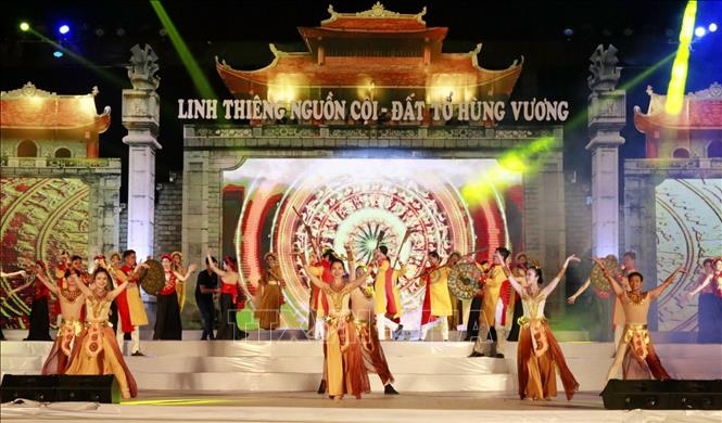 special art programme commemorates hung kings nation s founders picture 1