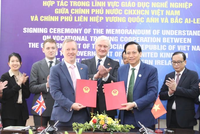 vietnam, uk ink mou on vocational training cooperation picture 1