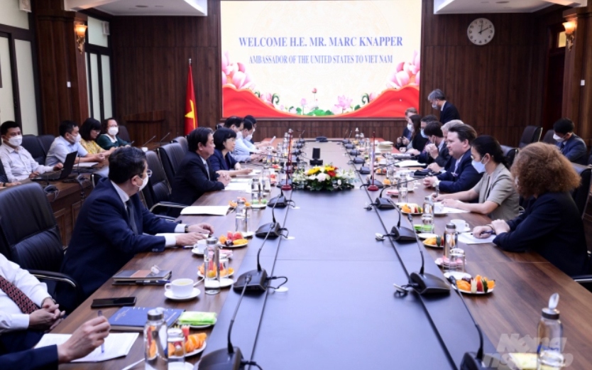 us, vietnam cooperate well in agriculture, says ambassador knapper picture 1