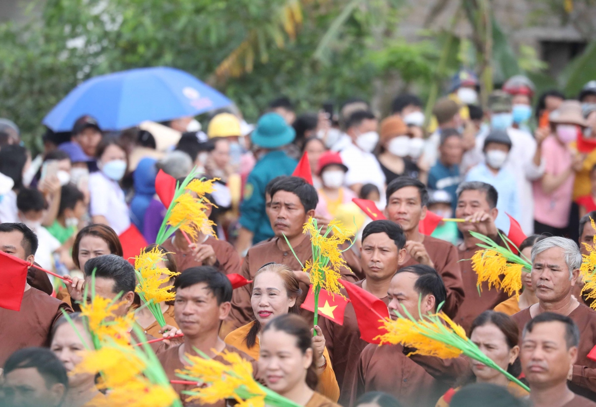 hinh anh chu tich nuoc nguyen xuan phuc du le thuong co thong nhat non song hinh anh 14