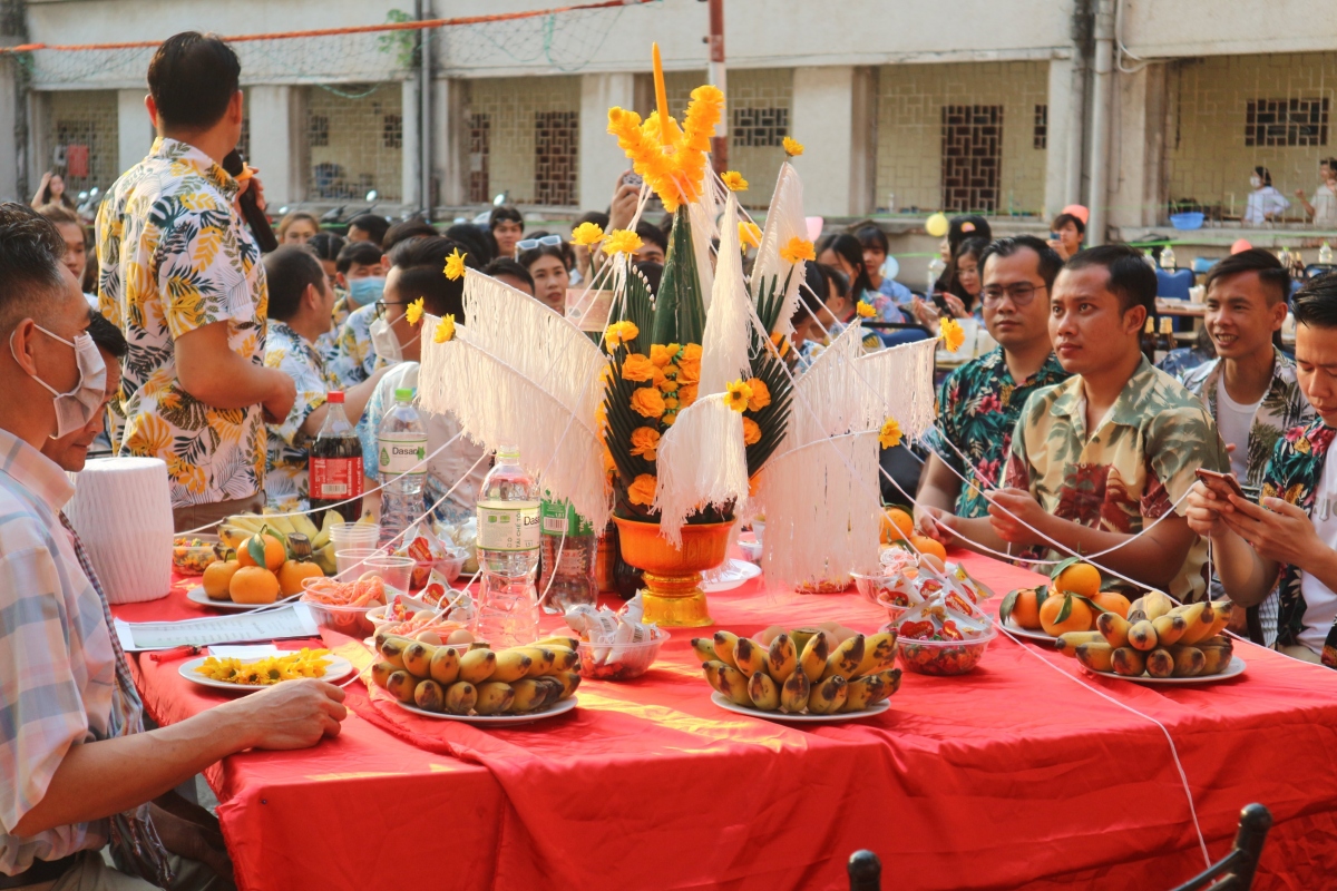 Đặc sắc Tết Bunpimay Lào giữa lòng Hà Nội