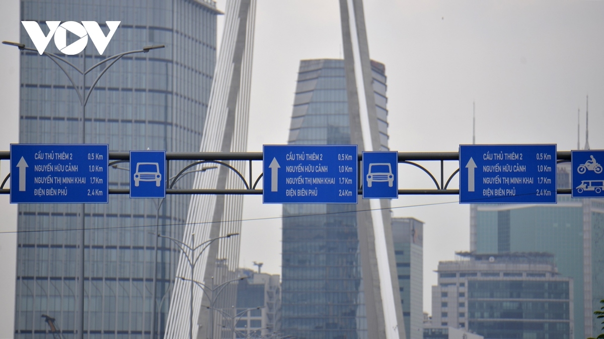 thu thiem 2 bridge opens to traffic on april 28 picture 14