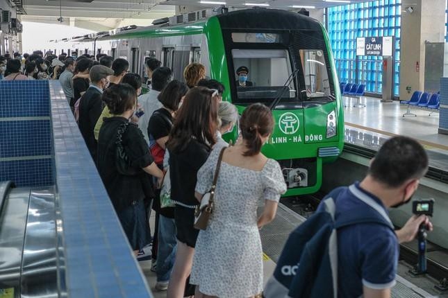 Duong sat nhon - ga ha noi co nen khai thac truoc doan tren cao hay cho dong bo hinh anh 1