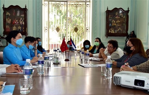 vietnam, cuba share experience in raising position of women picture 1
