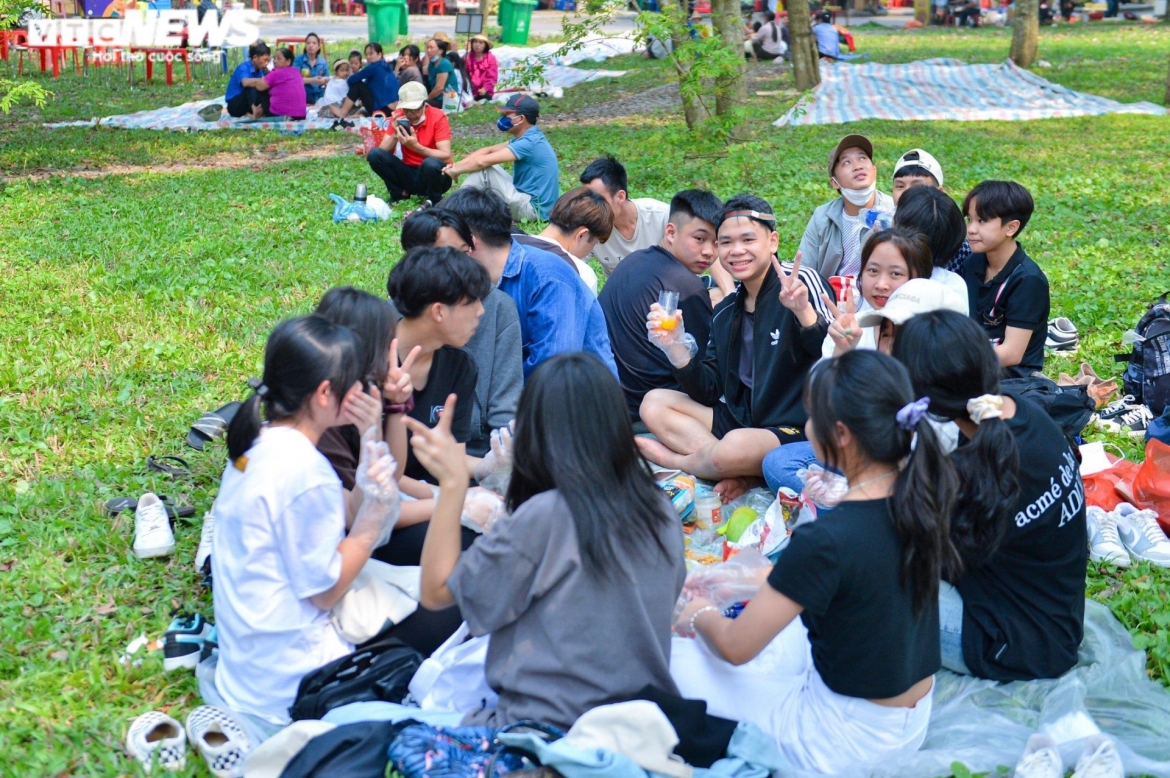 dich vu cho thue chieu, xe dien o Den hung hot bac hinh anh 5