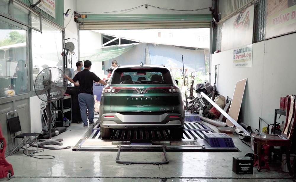 dung may dyno test xe vinfast vf e34 xe dien van hanh khac xe xang the nao hinh anh 3