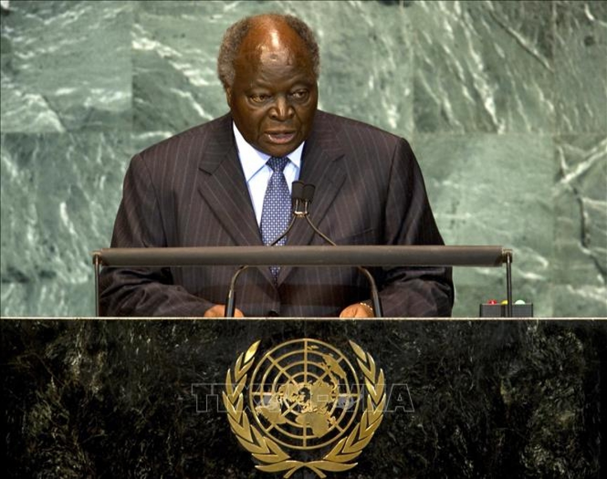 President Mwai Kibaki addresses the 65th session of the United Nations General Assembly in New York, on September 23, 2010. (Photo: AFP/VNA)