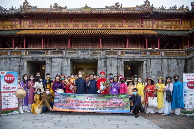 thai travel agencies make fam trip to hue picture 1