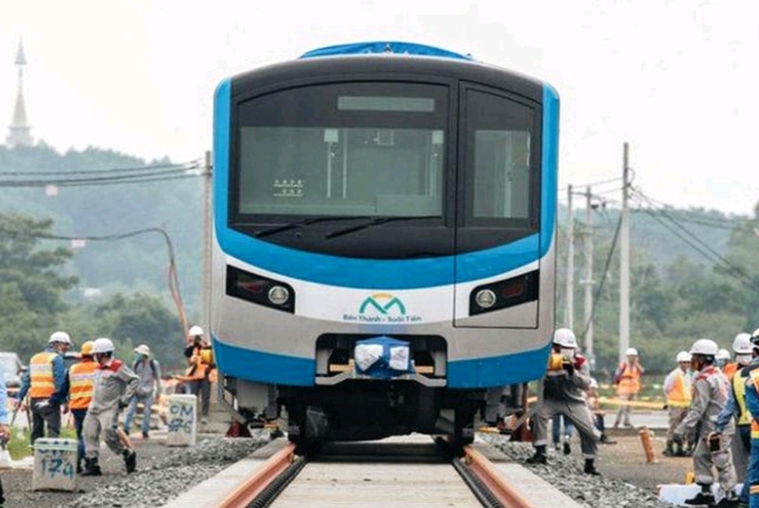 two final trains for hcm city metro set to arrive from japan picture 1