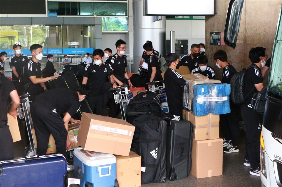 yokohama f. marinos arrive in vietnam for afc champions league clash picture 3