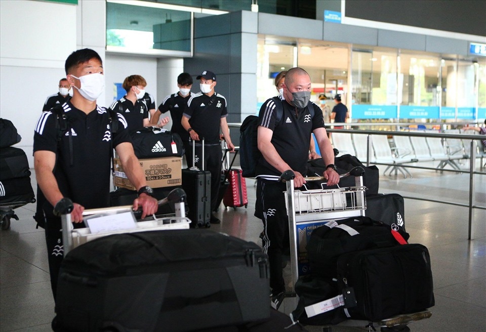 yokohama f. marinos arrive in vietnam for afc champions league clash picture 4