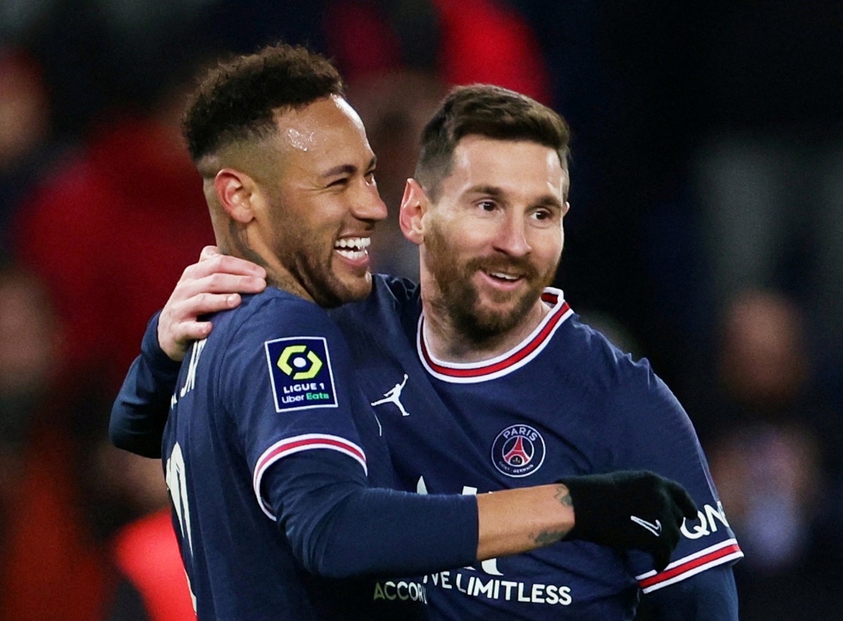 messi, neymar va mbappe cung lap cong, psg thang huy diet lorient hinh anh 2