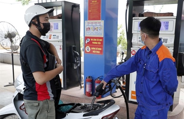 ministry proposes reducing tax on imported petrol picture 1