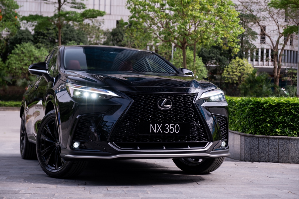 Lexus NX 2022 giá hơn 3 tỷ đồng được trang bị những gì?