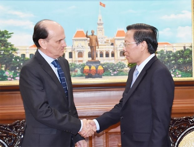 hcm city leader receives argentinian ambassador picture 1