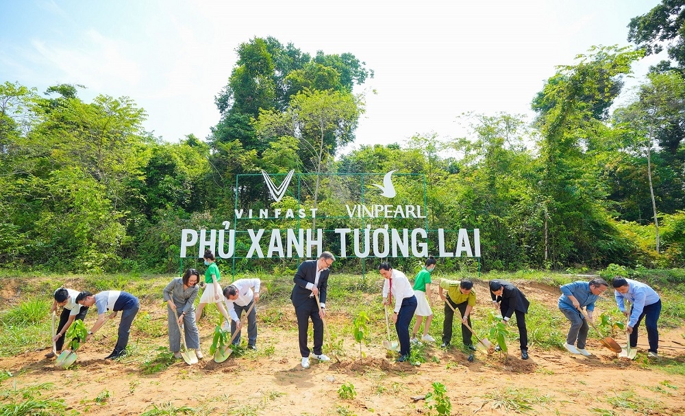 vinfast khoi dong du an trong rung phu xanh tuong lai hinh anh 2