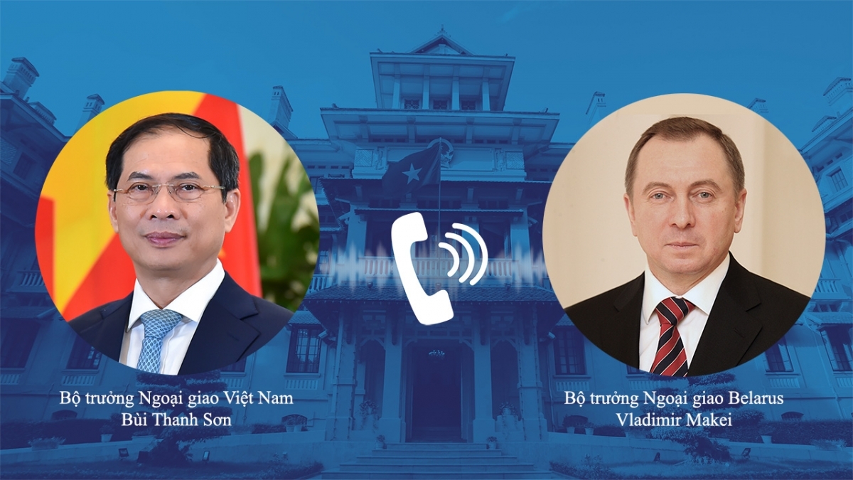 vietnamese and belarusian fms talk ways to boost bilateral ties picture 1