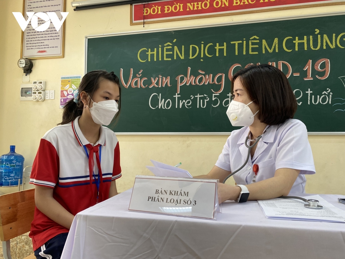 first children aged 12 vaccinated against covid-19 in vietnam picture 6 first children aged 12 vaccinated against covid-19 in vietnam picture 6