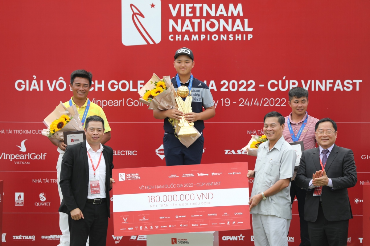 giai vo dich golf quoc gia 2022 - cup vinfast giai dau cua nhung ky luc hinh anh 2