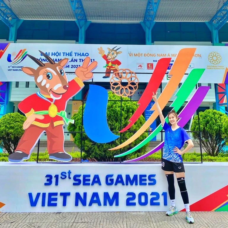 chuyen tinh cua nha vo dich sea games 31 vua co man cau hon gay bao hinh anh 4