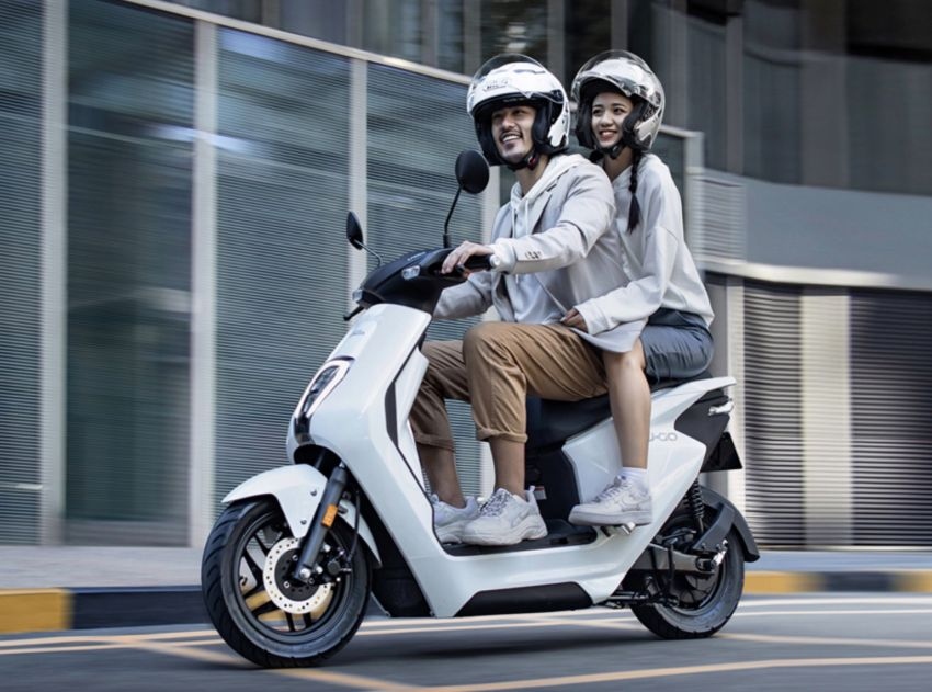 Xe máy điện Honda VGo 2021 200W vận tốc 50km giờ chạy xa 60 km  YouTube