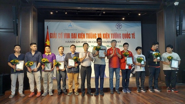 local player finishes second at hanoi gm and im chess tournament picture 1