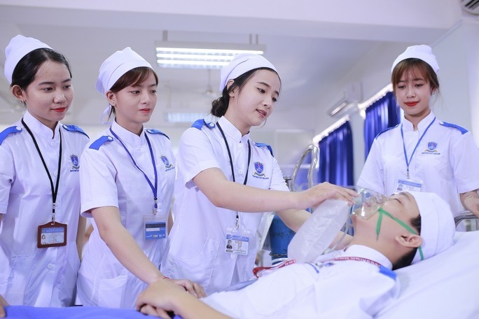 vietnamese nurse practitioners in germany likely to enjoy eur1,300 salary picture 1