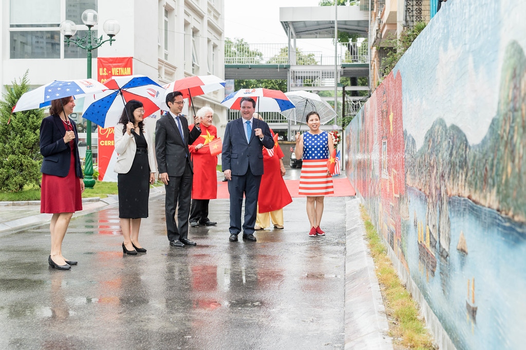 us-vietnam cooperation center debuts in hanoi picture 6