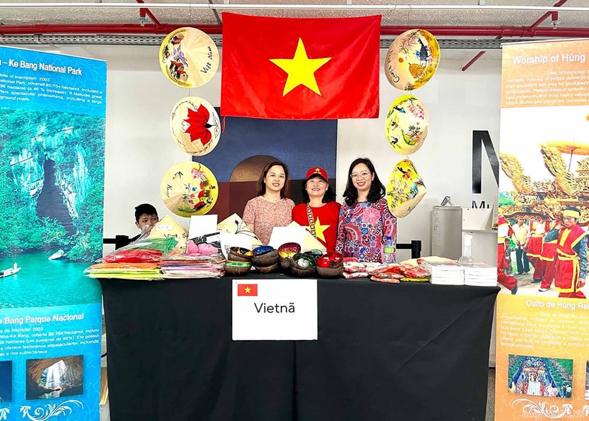 vietnamese handicrafts and traditional cuisine introduced in brazil picture 4
