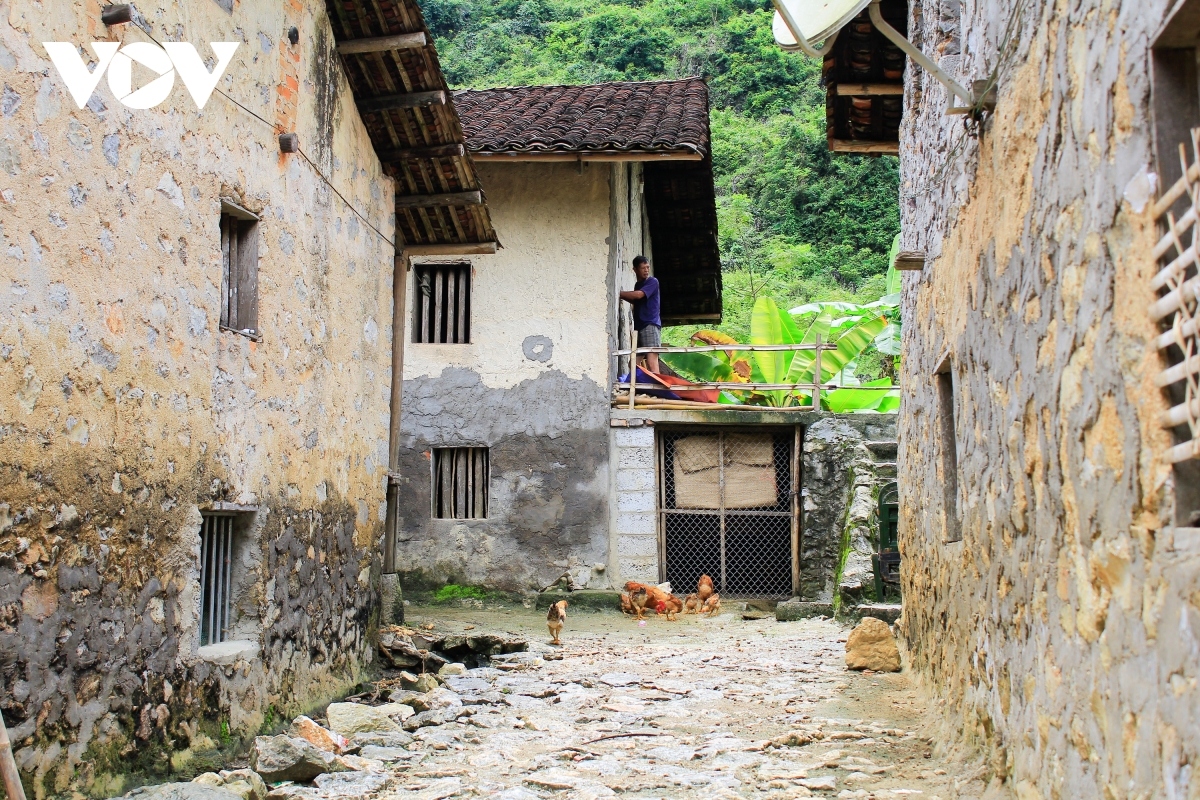 discover unique khuoi ky stone village in cao bang picture 5