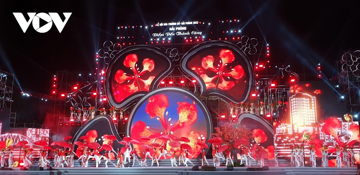 red flamboyant flower festival kicks off in hai phong picture 5