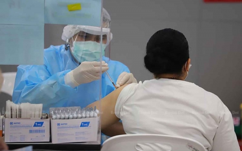 thai lan dieu tra nguyen nhan cac ca tu vong do covid-19 du da tiem du lieu vaccine hinh anh 1