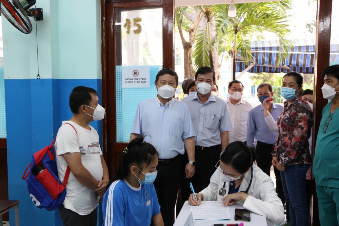 ly giai tien do tiem vaccine cho tre tu 5 den duoi 12 tuoi chua dat muc tieu hinh anh 3