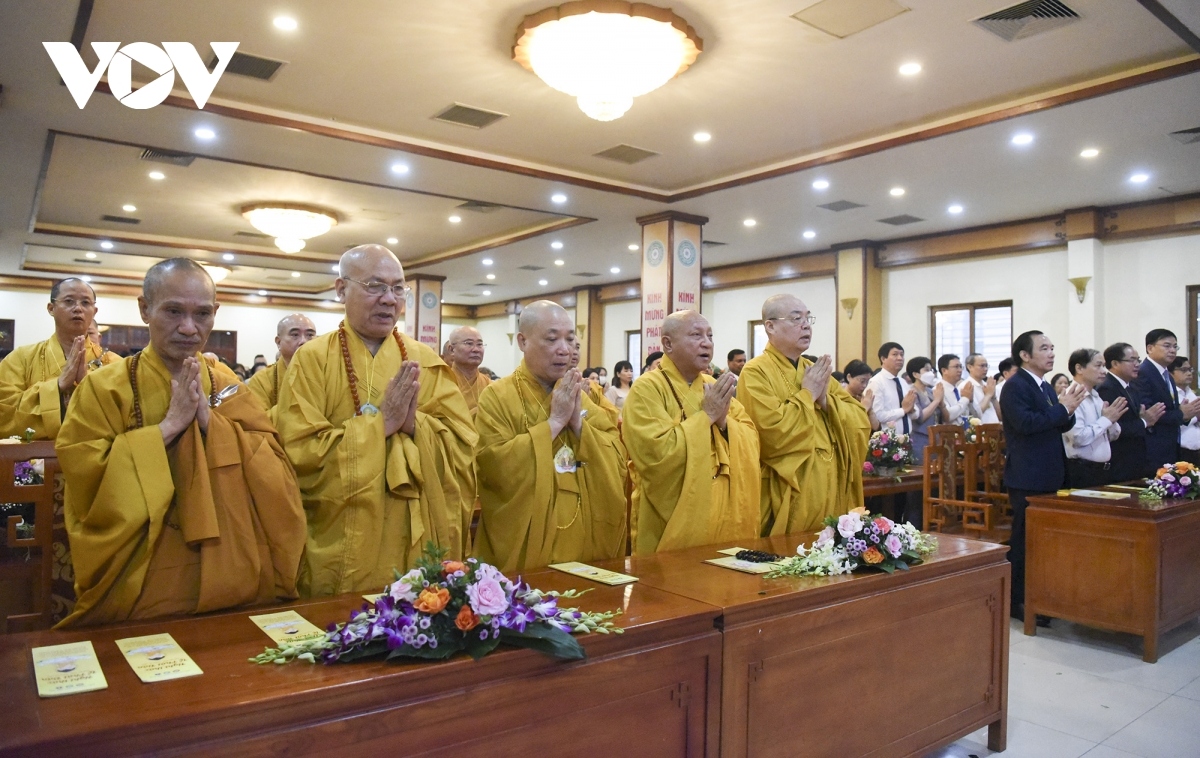 buddhists celebrate lord buddha s birthday in hanoi picture 5