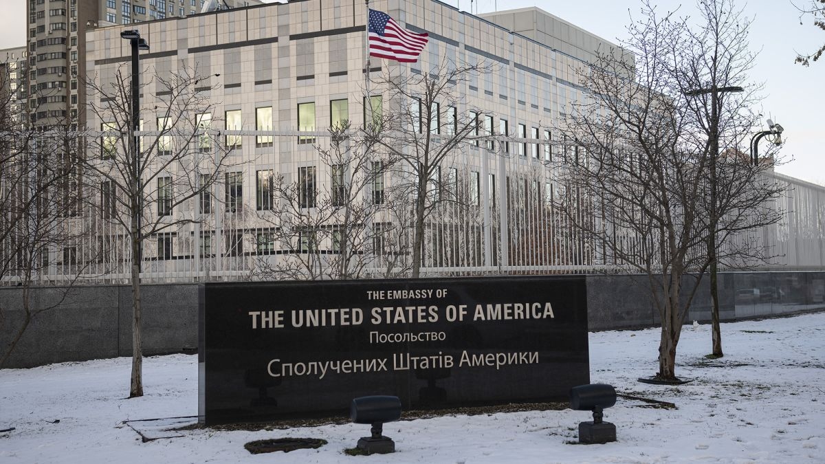 Đại sứ quán Mỹ tại thủ đô Kiev của Ukraine. Ảnh: CNN
